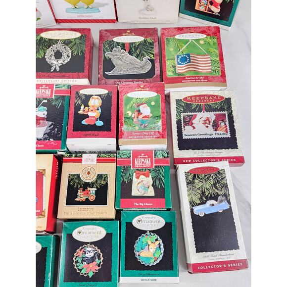 Hallmark Tree Christmas Ornament Lot x30 Figurine Holiday Decor Resin Pewter - Picture 4 of 16